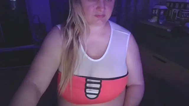 Meliss Official9 online show from May 18, 8:25 pm
