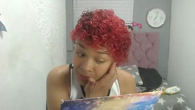 Snapshot of vainillaplaypussy chatting on January 30, 1:21 pm vainillaplaypussy online show from January 30, 1:21 pm