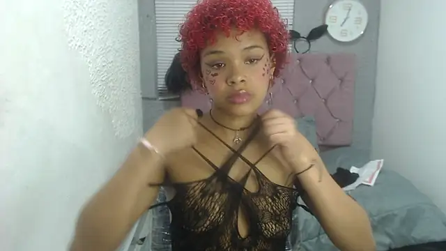 Snapshot of vainillaplaypussy chatting on February 13, 6:48 pm vainillaplaypussy online show from February 13, 6:48 pm