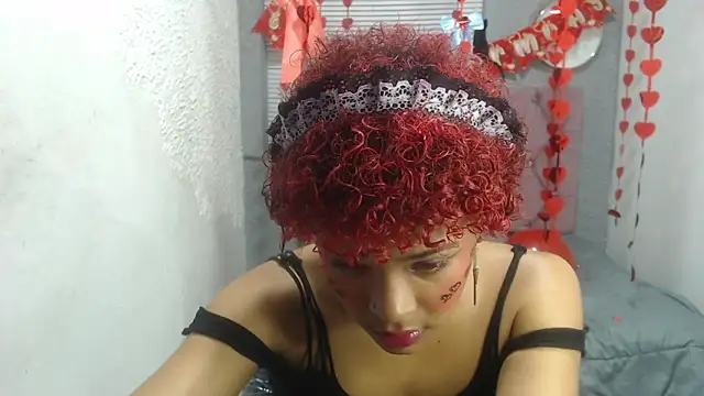 Snapshot of vainillaplaypussy chatting on February 14, 7:33 pm vainillaplaypussy online show from February 14, 7:33 pm