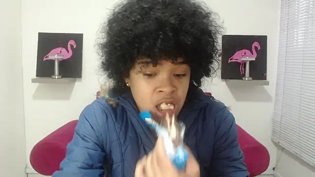 Snapshot of vainillaplaypussy chatting on October 24, 3:19 pm vainillaplaypussy online show from October 24, 3:19 pm