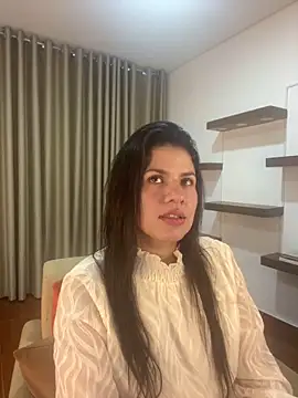 Alice Biel online show from February 3, 10:32 pm