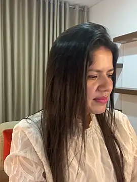 Alice Biel online show from February 4, 1:34 am