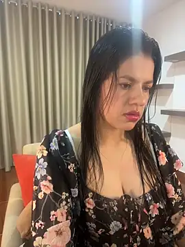 Alice Biel online show from February 10, 10:51 pm