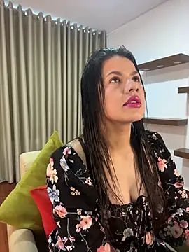 Alice Biel online show from February 16, 2:21 pm