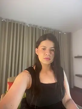 Alice Biel online show from June 12, 1:10 pm