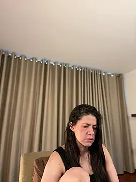 Alice Biel online show from June 21, 1:35 pm