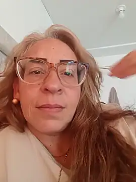 karlabarrera online show from May 7, 8:36 pm