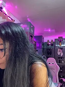 Snapshot of Hot_beauty__ chatting on September 13, 3:28 am Hot beauty   online show from September 13, 3:28 am