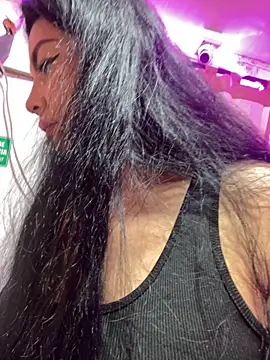 Snapshot of Hot_beauty__ chatting on October 18, 3:53 am Hot beauty   online show from October 18, 3:53 am