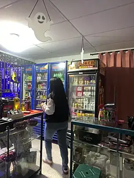 Snapshot of Hot_beauty__ chatting on October 23, 4:12 am Hot beauty   online show from October 23, 4:12 am