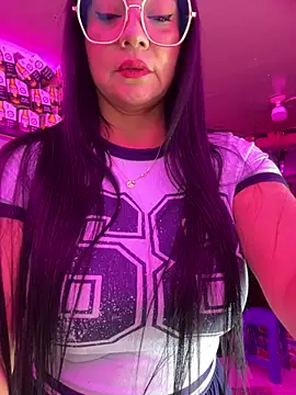 Hot beauty   online show from April 22, 3:20 am