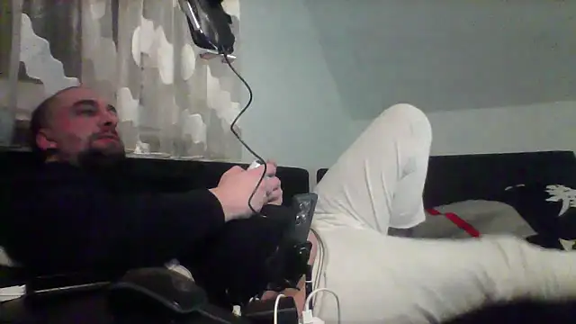 Snapshot of NewyorkDimi chatting on February 16, 4:30 am NewyorkDimi online show from February 16, 4:30 am
