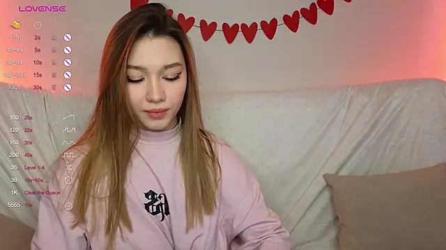 Snapshot of LuxuryGirl__ chatting on March 8, 8:22 am LuxuryGirl online show from March 8, 8:22 am