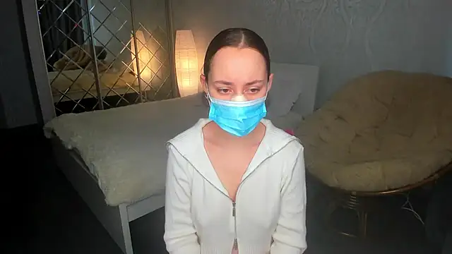 MelodyOfLovee online show from March 18, 5:52 am