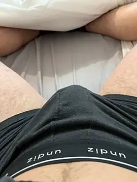 Snapshot of val6910 chatting on March 20, 4:42 pm val6910 online show from March 20, 4:42 pm