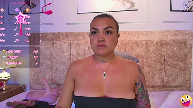 lyn adamns online show from December 17, 3:50 am