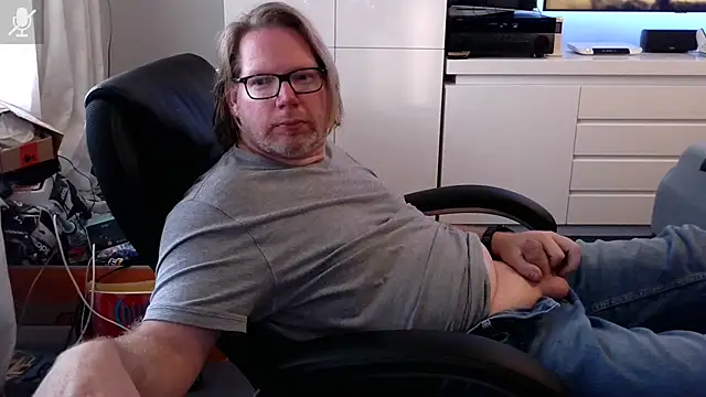Snapshot of VSteph chatting on September 16, 4:52 pm VSteph online show from September 16, 4:52 pm