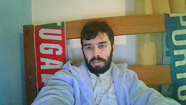 Snapshot of danibigcock69 chatting on December 20, 6:15 pm danibigcock69 online show from December 20, 6:15 pm