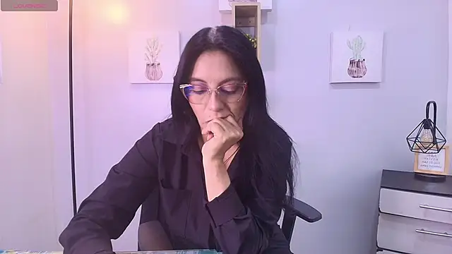 Zuzana21 online show from April 22, 1:01 pm