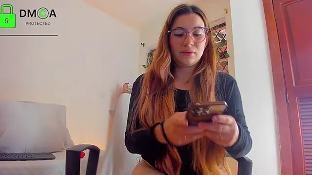 kathryn07 online show from March 5, 1:40 pm