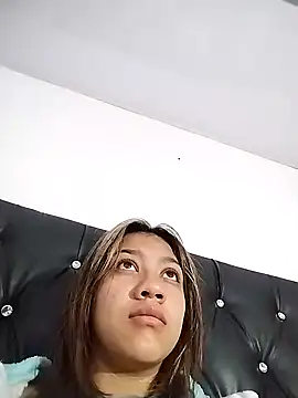 nina carther online show from December 17, 12:00 pm