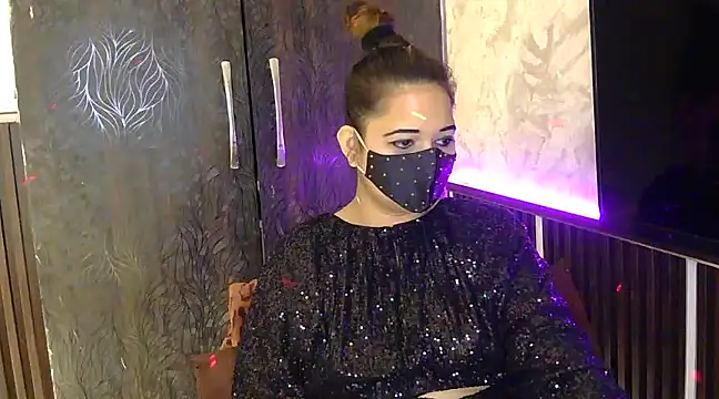 fabdemira online show from December 5, 7:38 pm