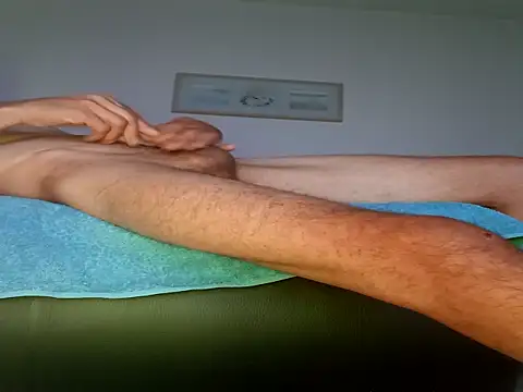 boysexy350 online show from September 29, 3:11 am