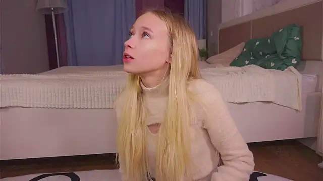 LynetBurby online show from December 5, 6:11 am