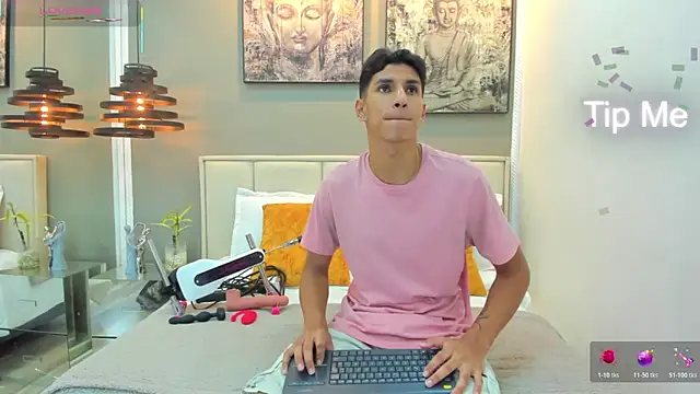 Snapshot of kieran_derek chatting on November 13, 3:27 am kieran derek online show from November 13, 3:27 am