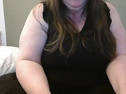 Snapshot of MarthaBriest chatting on February 18, 2:27 pm MarthaBriest online show from February 18, 2:27 pm