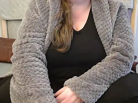 Snapshot of MarthaBriest chatting on March 19, 7:29 am MarthaBriest online show from March 19, 7:29 am