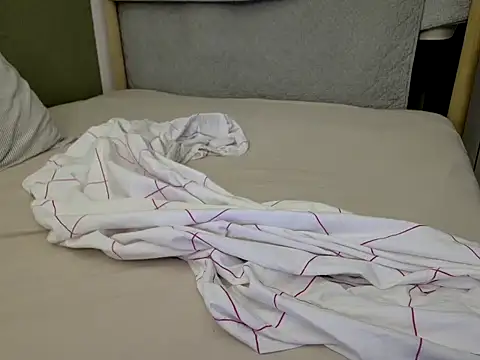 Snapshot of MarthaBriest chatting on September 25, 3:10 am MarthaBriest online show from September 25, 3:10 am