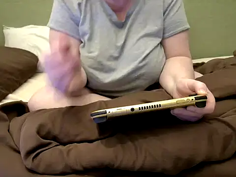 MarthaBriest online show from March 25, 2:06 am