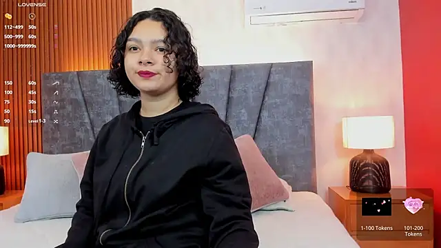 pretty sunlight  online show from January 15, 1:23 am