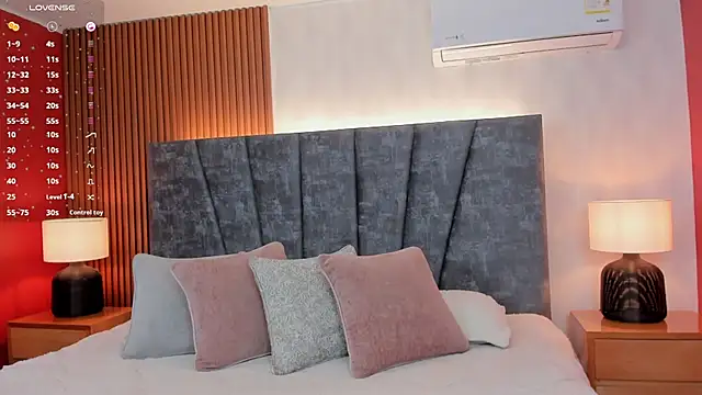 pretty sunlight  online show from February 16, 1:47 am