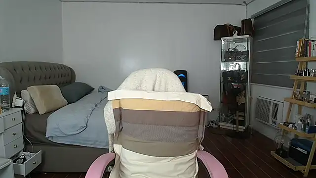 Snapshot of aya_saki chatting on September 28, 8:20 am aya saki online show from September 28, 8:20 am