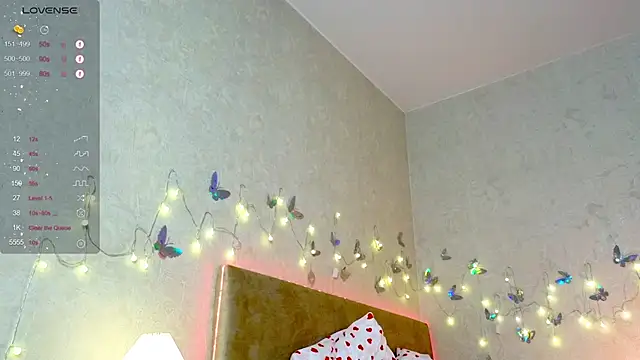 Snapshot of lavenderluxe chatting on December 30, 6:05 pm lavenderluxe online show from December 30, 6:05 pm