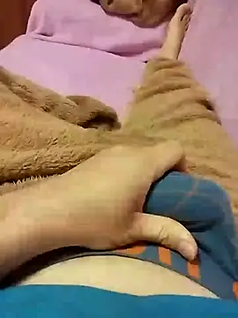 hexsmith96 online show from December 20, 3:14 am