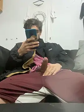 Snapshot of Tomito14 chatting on October 26, 7:36 am Tomito14 online show from October 26, 7:36 am