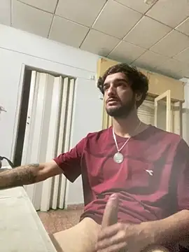 Snapshot of Tomito14 chatting on December 22, 4:42 am Tomito14 online show from December 22, 4:42 am