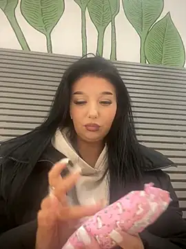 Tisha Busty online show from February 27, 2:00 pm