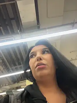 Tisha Busty online show from April 26, 2:04 pm