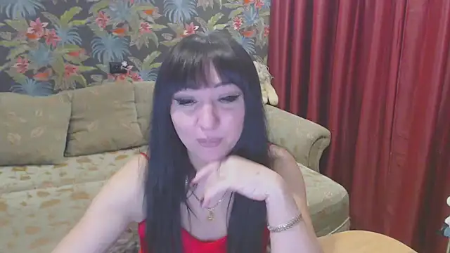 Snapshot of SusanLaNice chatting on February 24, 10:37 am SusanLaNice online show from February 24, 10:37 am