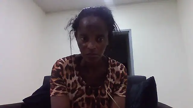 Snapshot of sweets_80 chatting on April 27, 1:36 am sweets 80 online show from April 27, 1:36 am