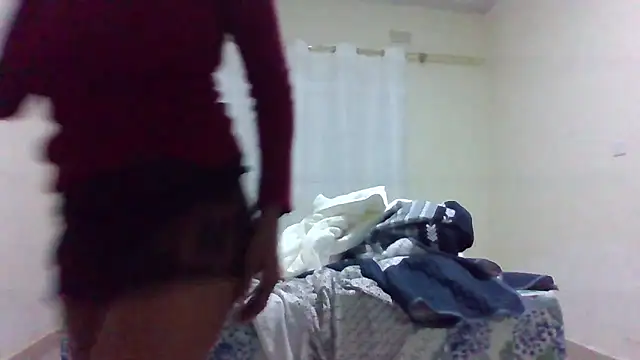 Snapshot of sweets_80 chatting on May 17, 3:26 am sweets 80 online show from May 17, 3:26 am