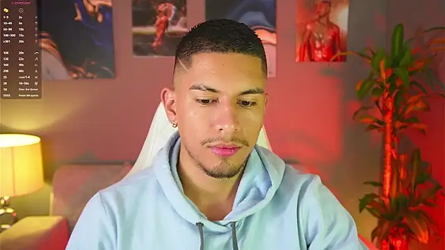 Aaronfox x online show from January 24, 10:32 am