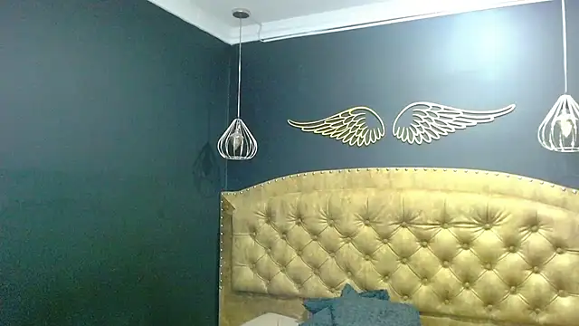 Snapshot of NathaliaSmith3x chatting on February 19, 12:33 pm NathaliaSmith3x online show from February 19, 12:33 pm