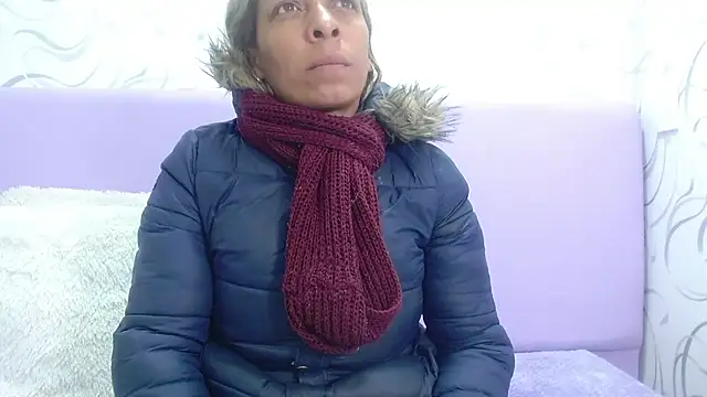 Snapshot of NathaliaSmith3x chatting on November 28, 3:42 am NathaliaSmith3x online show from November 28, 3:42 am