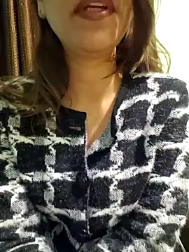 MIss-Naina online show from February 9, 1:22 am